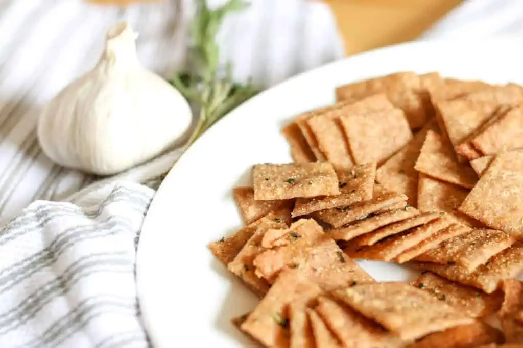 plate of crackers